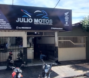 julio-motos-691a18d540fba4b697bff4cf3d76f640-1744680446