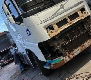 lanternagem-e-pintura-af0010f0b7fbac720b90a9d512e3cb7b-1744718129