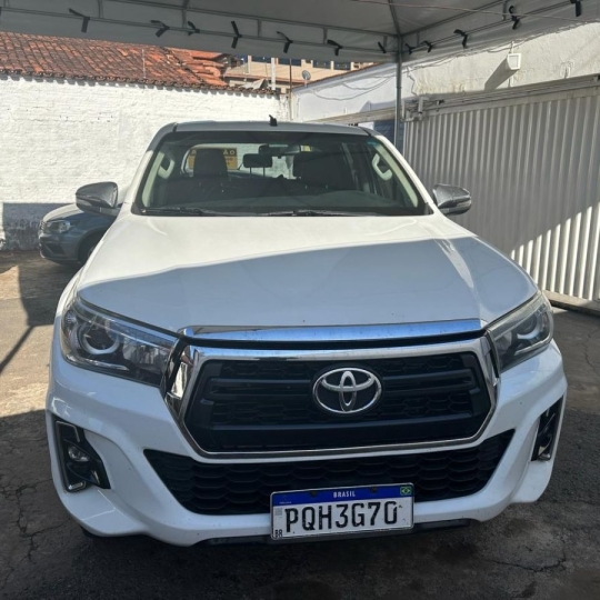 locacao-de-carros-cdc2b131ae2abe6aa9e93a073411c04c-1747164963