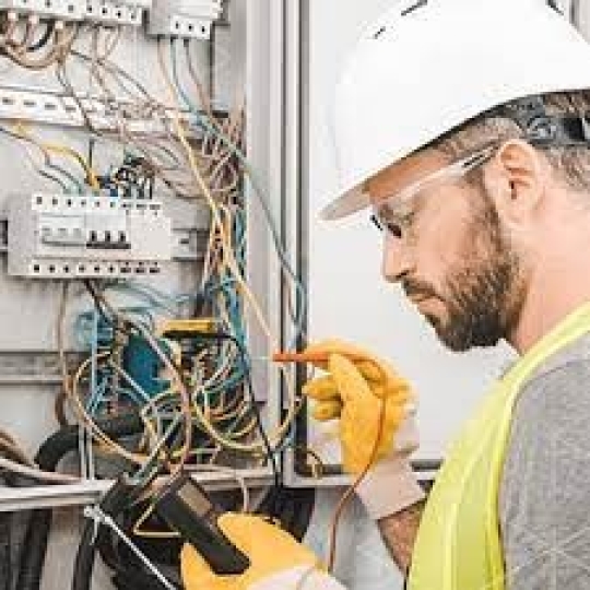 servicos-eletricos-0504f3f96dc95adaeced2cef5639eca8-1750869164
