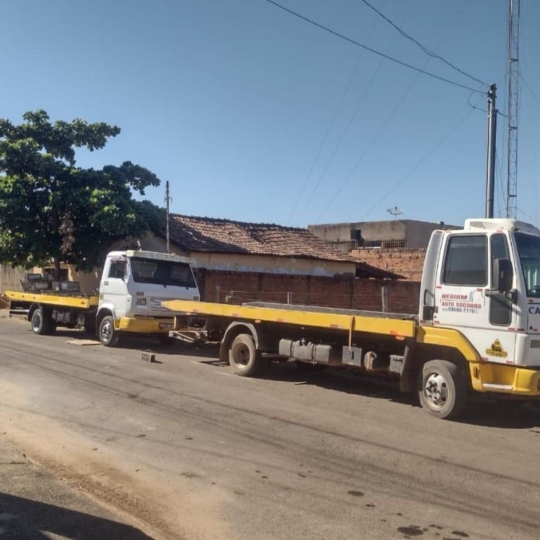 servico-de-guincho-24-hs-42262e57e3848a12e50150c07d30da66-1761655849