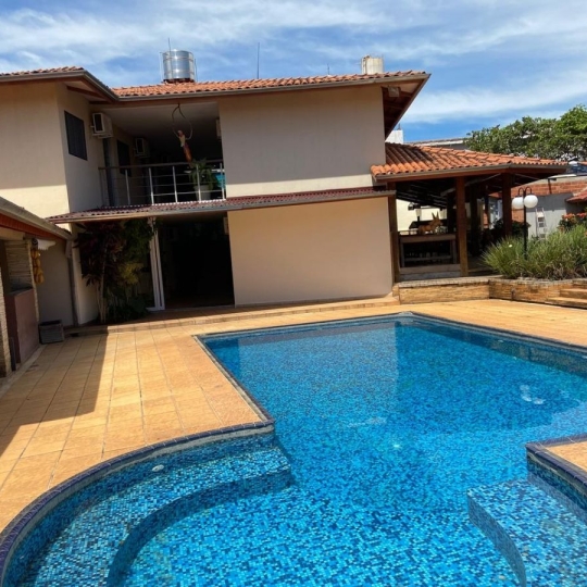 hotel-226627110481966ef4ced5486c0f3170-1742590513