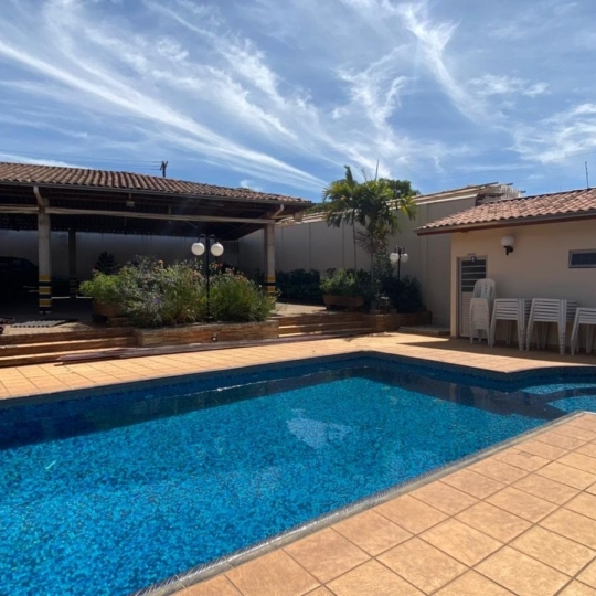 hotel-d37d9a78dd885b9bbc9e6767e2e03e83-1742590513