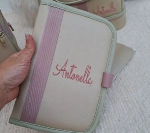 mimos-de-luxo-bolsas-personalizadas-7bfa463507011a524907ae66469f066a-1742916114