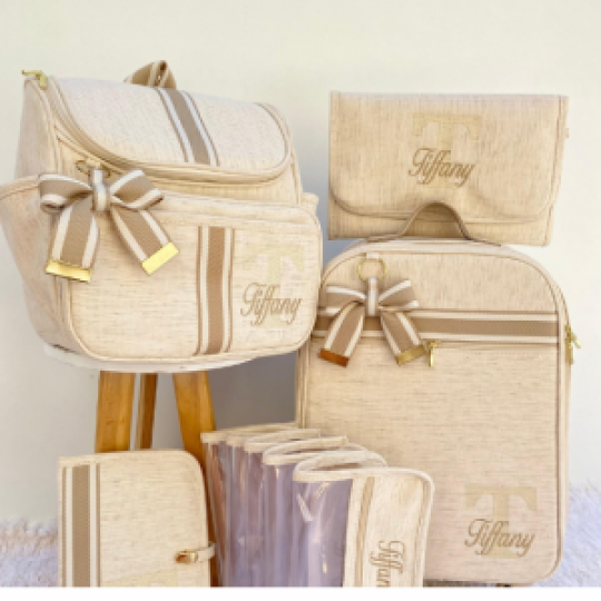 mimos-de-luxo-bolsas-personalizadas-3ff64f5b2acb09a318e382593a7fa519-1742916114