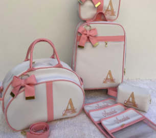 mimos-de-luxo-bolsas-personalizadas-93bc0b8a32862d4954e7c7569c2c81a0-1742916114